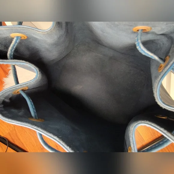 Authentic Vintage Louis Vuitton Blue Epi Bucket Noe - Picture 14 of 16